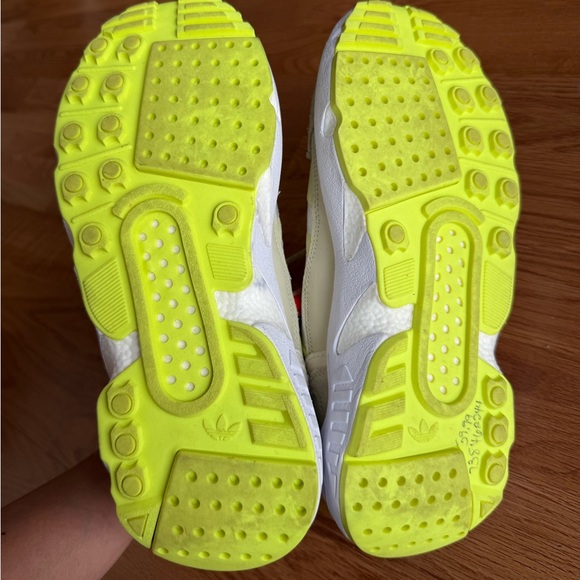 Adidas Women's Zx 22 Boost Chunky Sneaker Size 7.5 - Picture 3 of 4